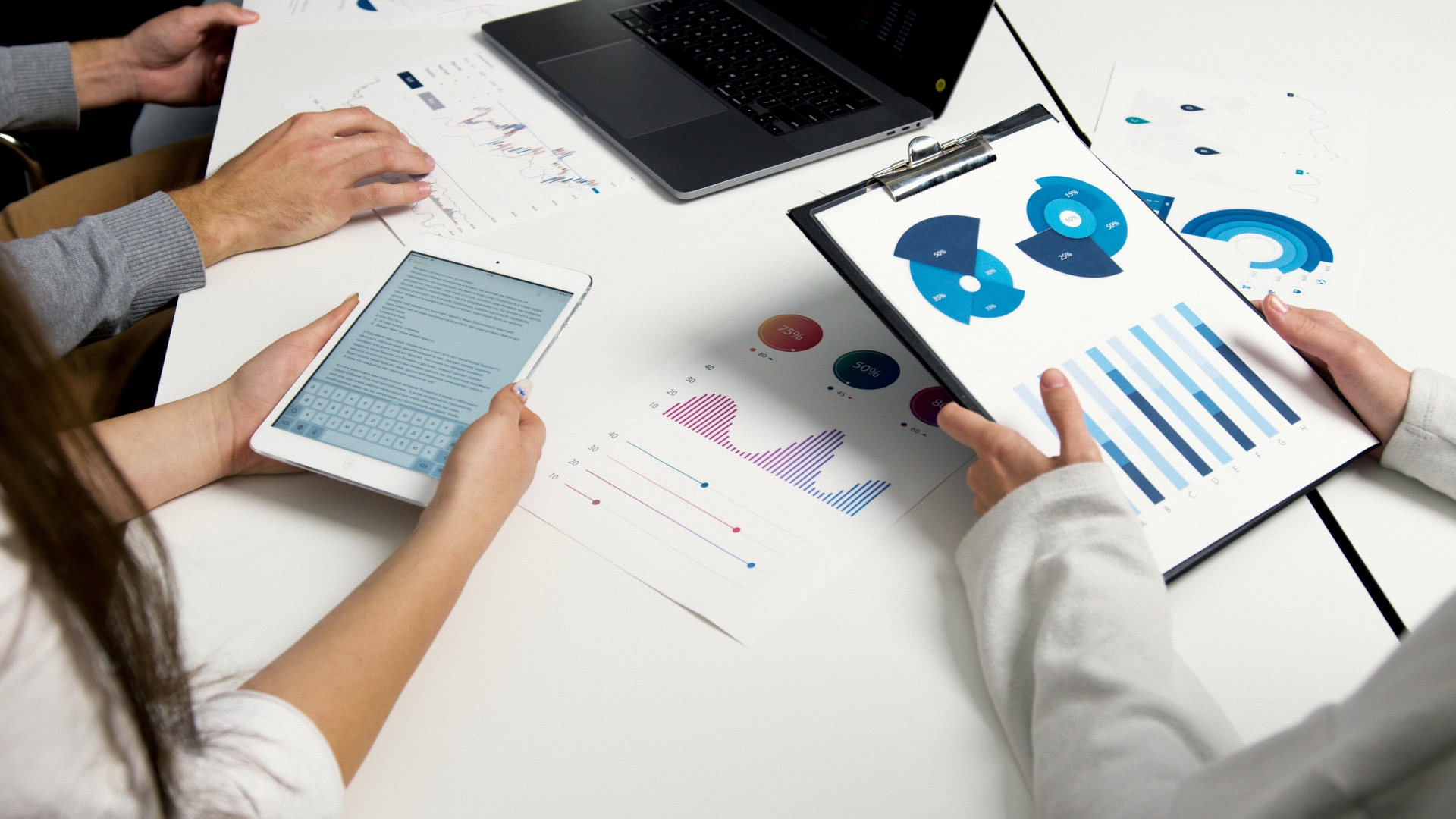 Understanding the Difference Between Share Sale Agreement and Business Sale Agreement